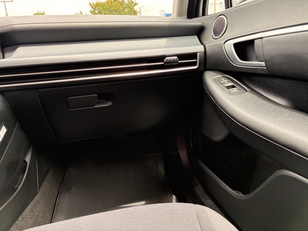 Used 2024 Hyundai Sonata SEL AWD/4WD image 36
