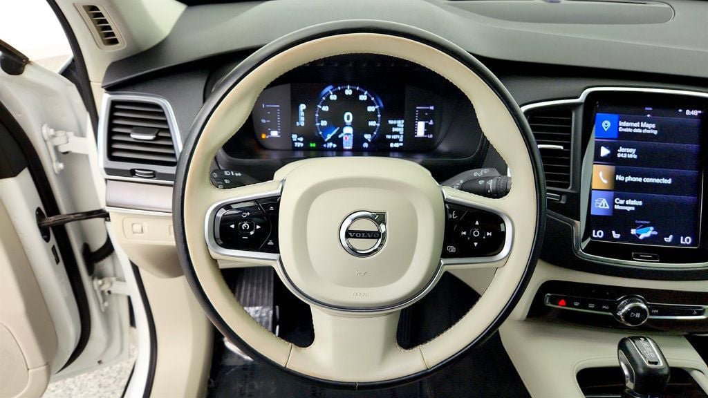 Used 2019 Volvo XC90 T5 Momentum w/ Protection Package Premier FWD image 14