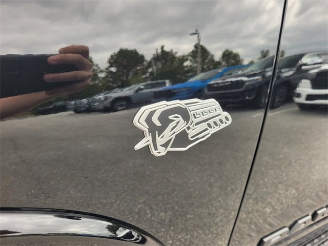 New 2026 RAM 1500 4x4 Crew Cab image 4