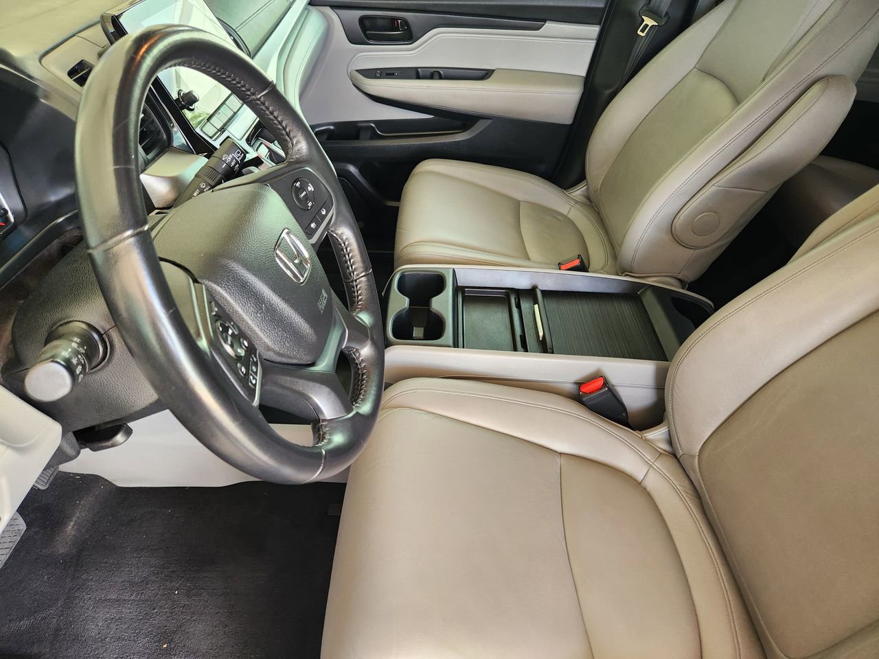 Used 2023 Honda Odyssey EX-L image 12