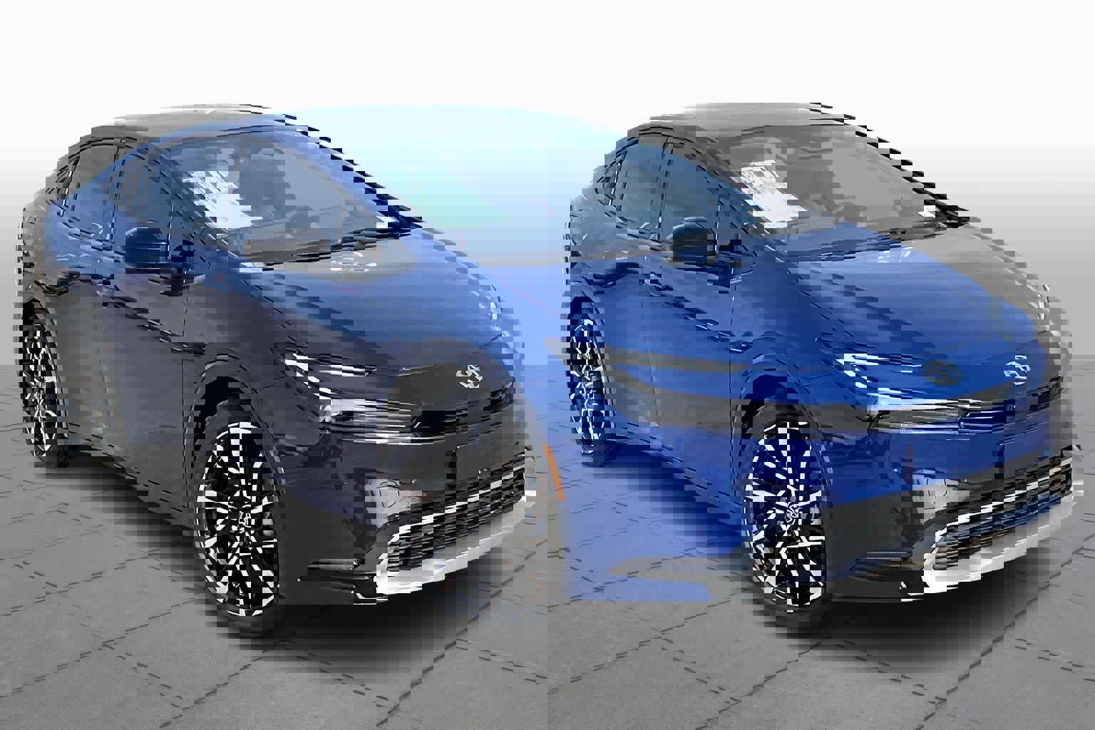 New 2026 Toyota Prius Plug-In Hybrid image 2