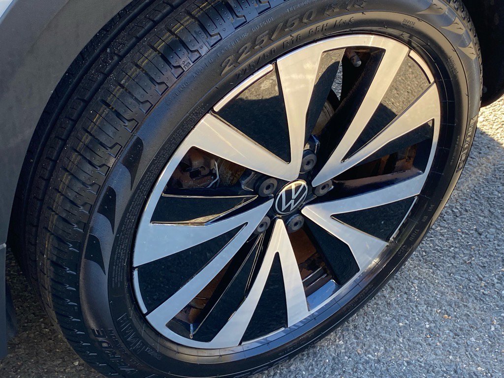 Used 2022 Volkswagen Taos SE w/ Panoramic Sunroof Package image 21