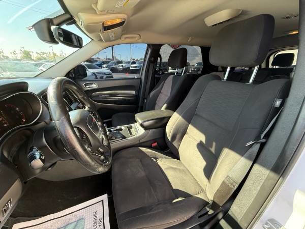 Used 2018 Dodge Durango SXT w/ 3rd Row Seating Group image 14