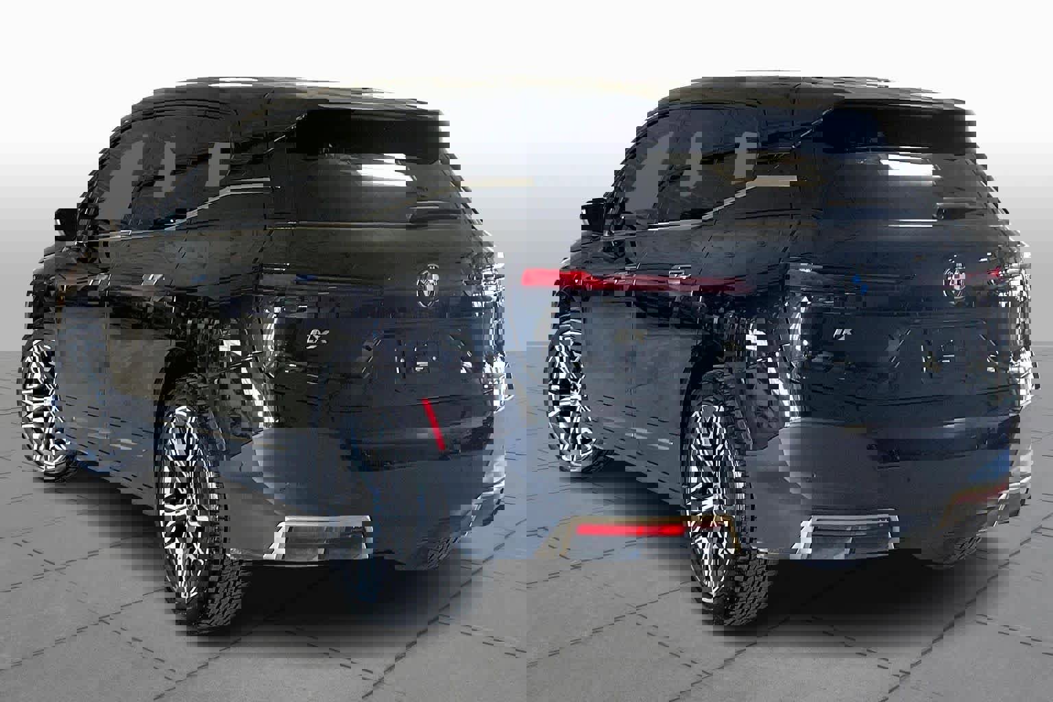 Certified 2023 BMW iX xDrive50 image 11