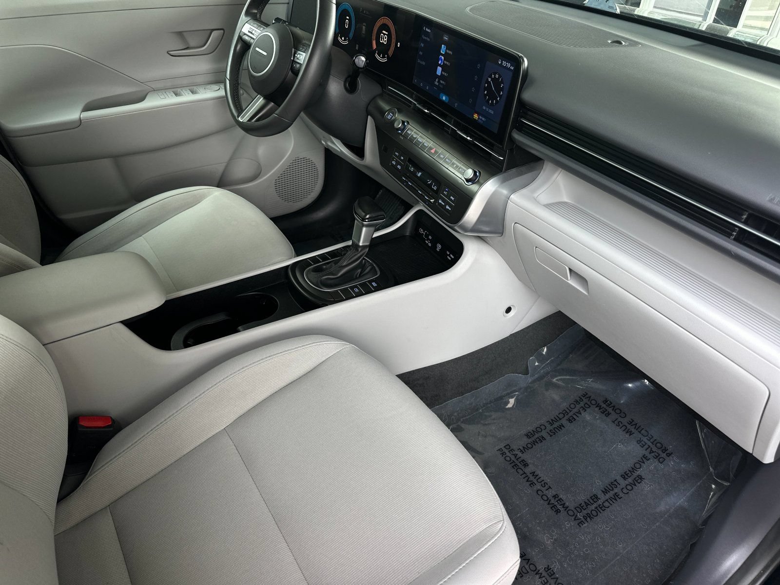 Used 2025 Hyundai Kona SEL FWD image 15