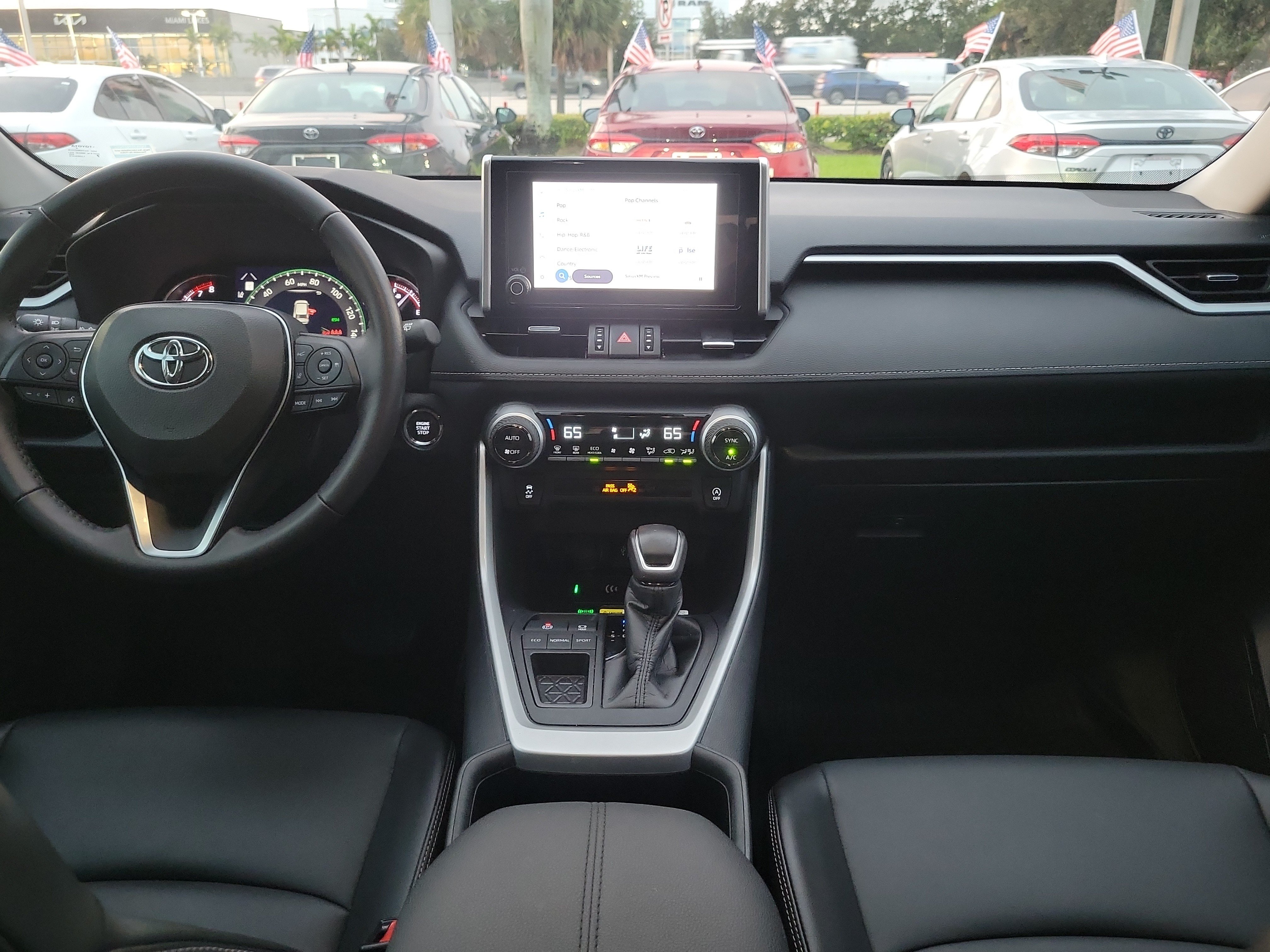 Used 2024 Toyota RAV4 XLE Premium FWD image 16