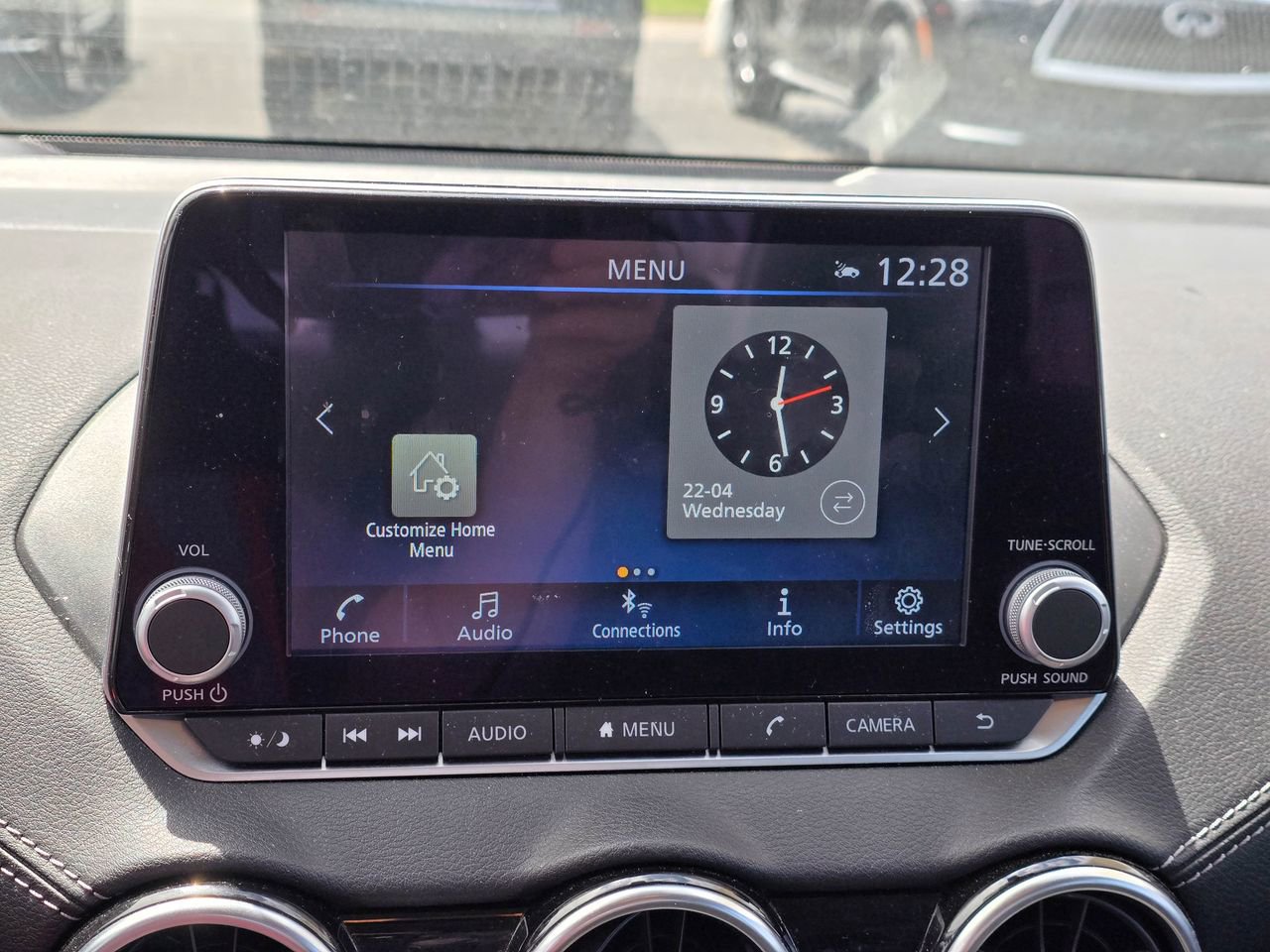 Used 2025 Nissan Sentra SV FWD image 15