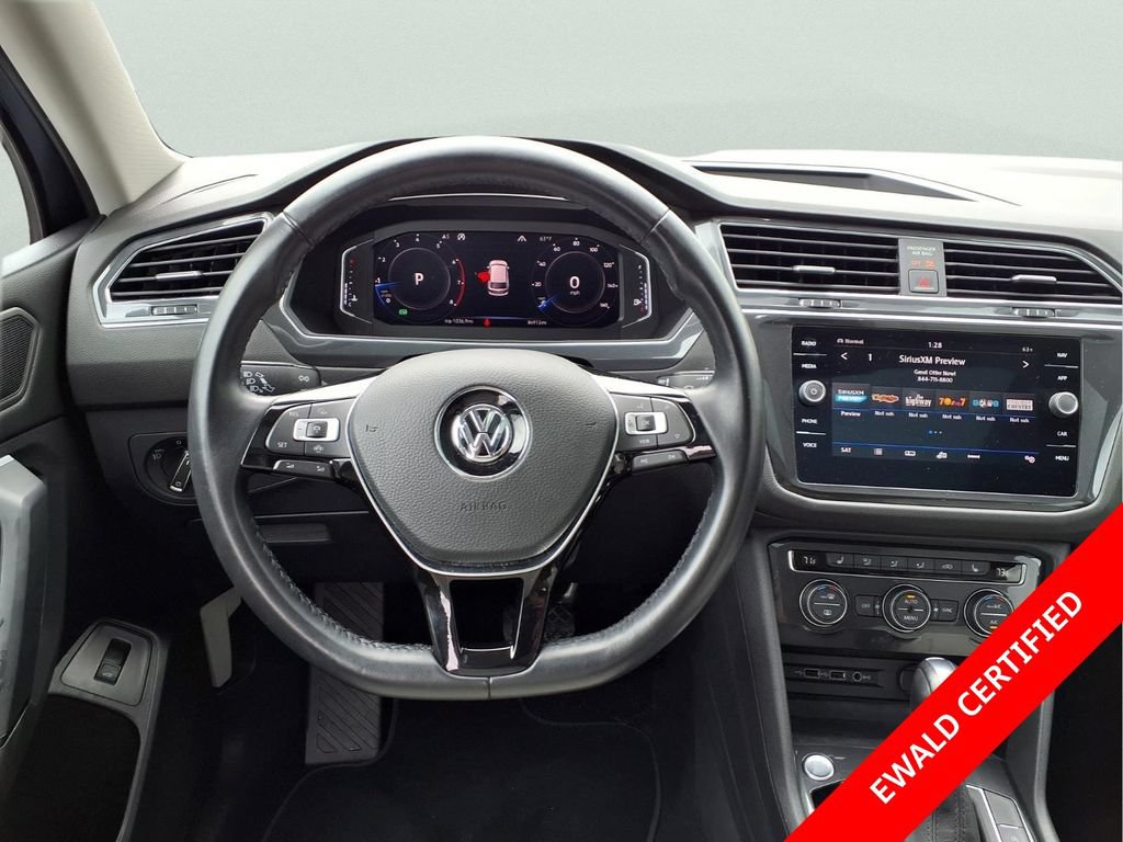 Used 2019 Volkswagen Tiguan SEL w/ 3rd Row Seat Package AWD/4WD image 22
