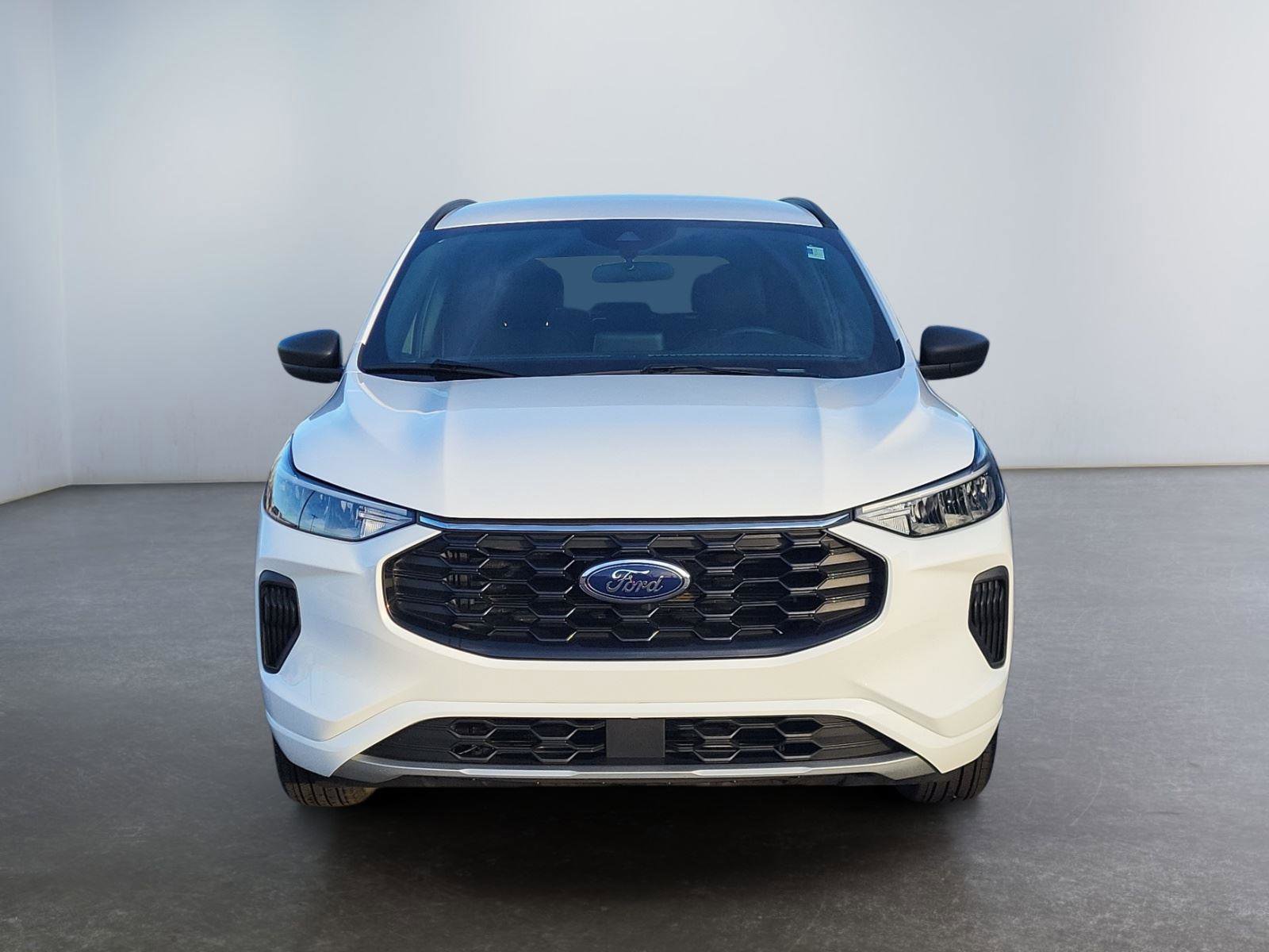 Used 2023 Ford Escape ST-Line image 8