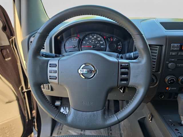 Used 2005 Nissan Titan SE AWD/4WD image 13