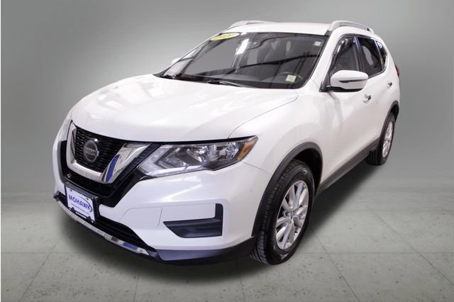 Used 2020 Nissan Rogue SV image 1