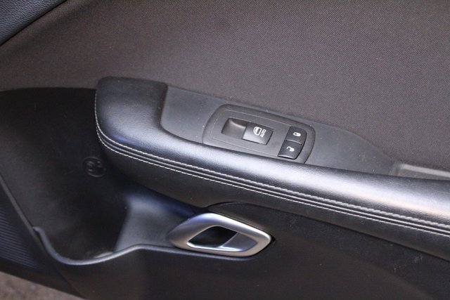 Used 2019 Dodge Challenger R/T w/ Blacktop Package image 9