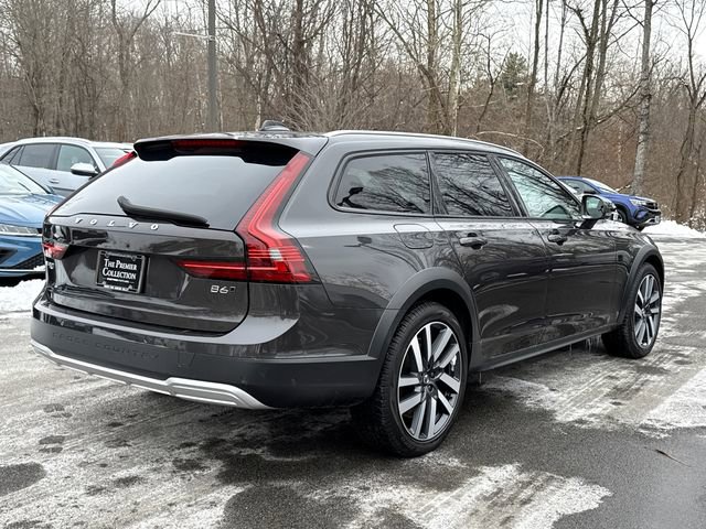 Certified 2023 Volvo V90 B6 Cross Country Plus w/ Climate Package image 4