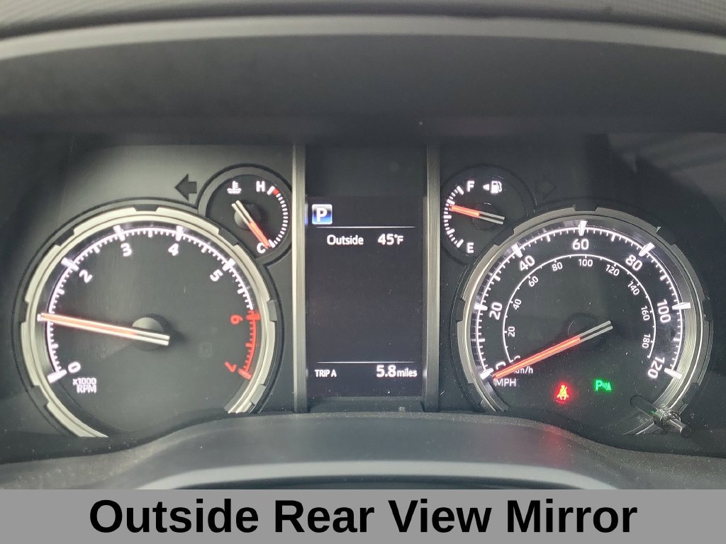 Used 2022 Toyota 4Runner Limited AWD/4WD image 9