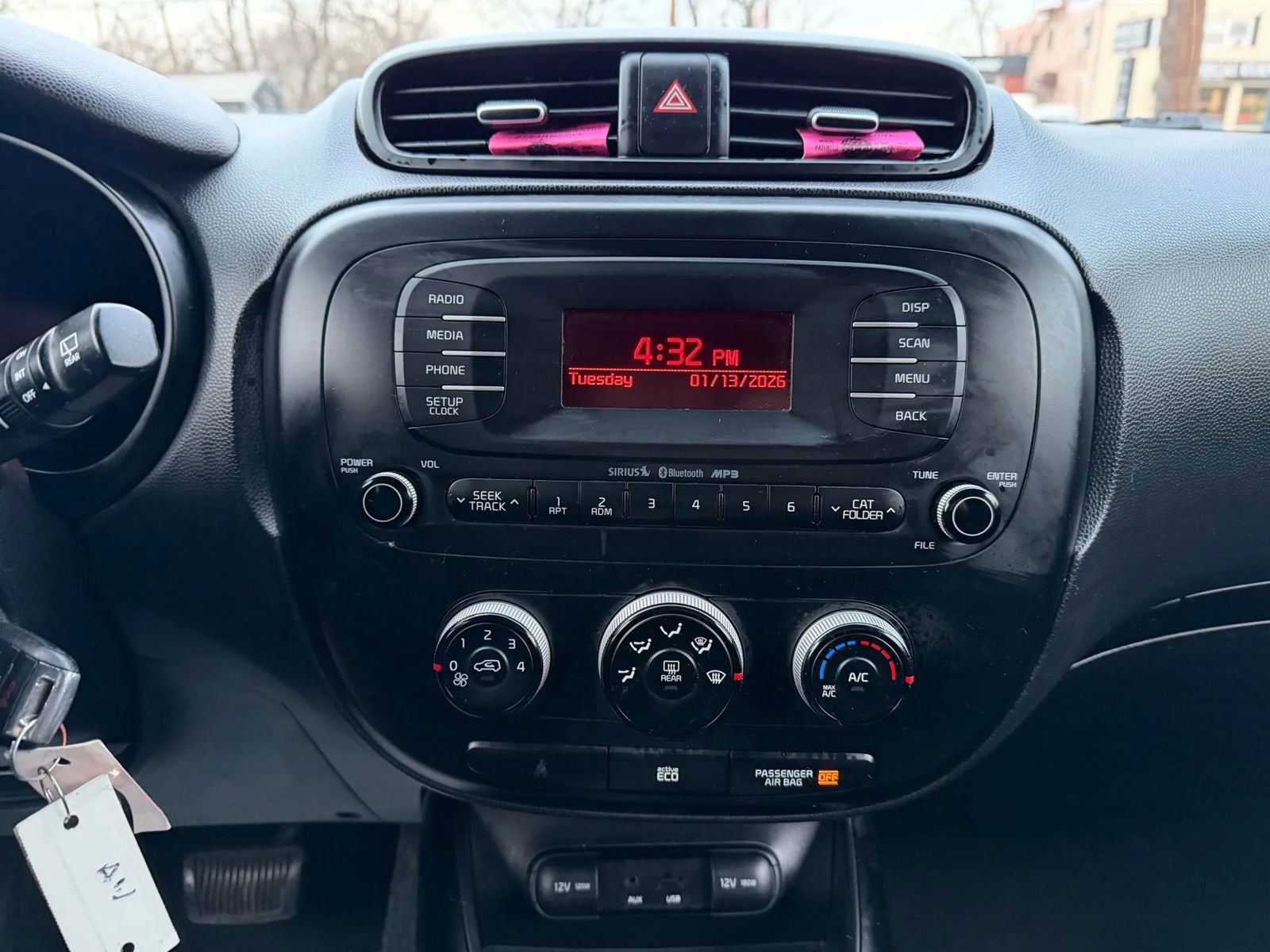 Used 2014 Kia Soul + FWD image 31