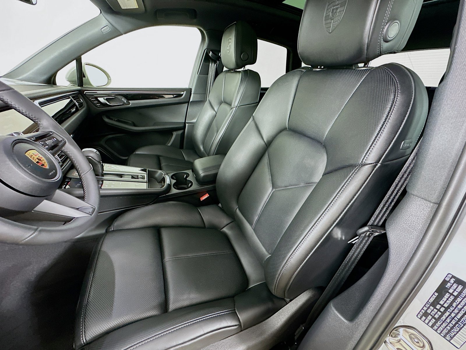 New 2026 Porsche Macan AWD/4WD image 32