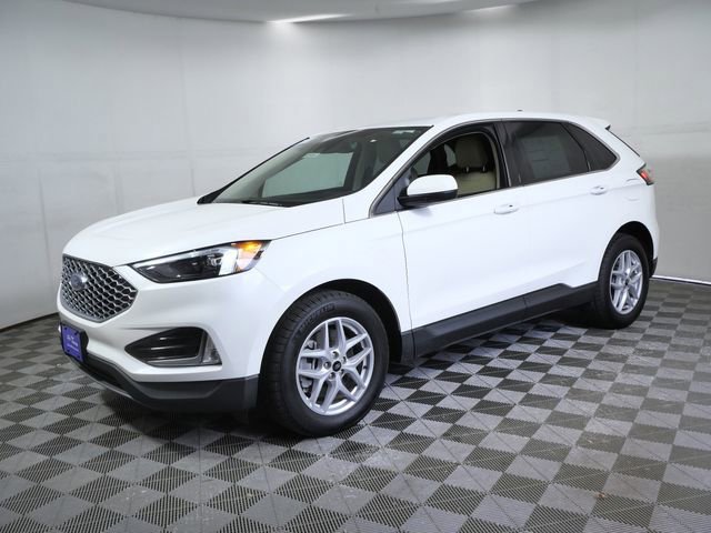 Certified 2024 Ford Edge SEL w/ Convenience Package AWD/4WD image 5