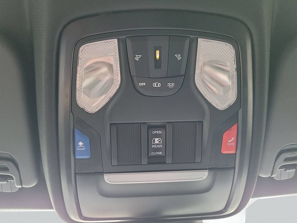 New 2026 RAM 1500 Express AWD/4WD image 13