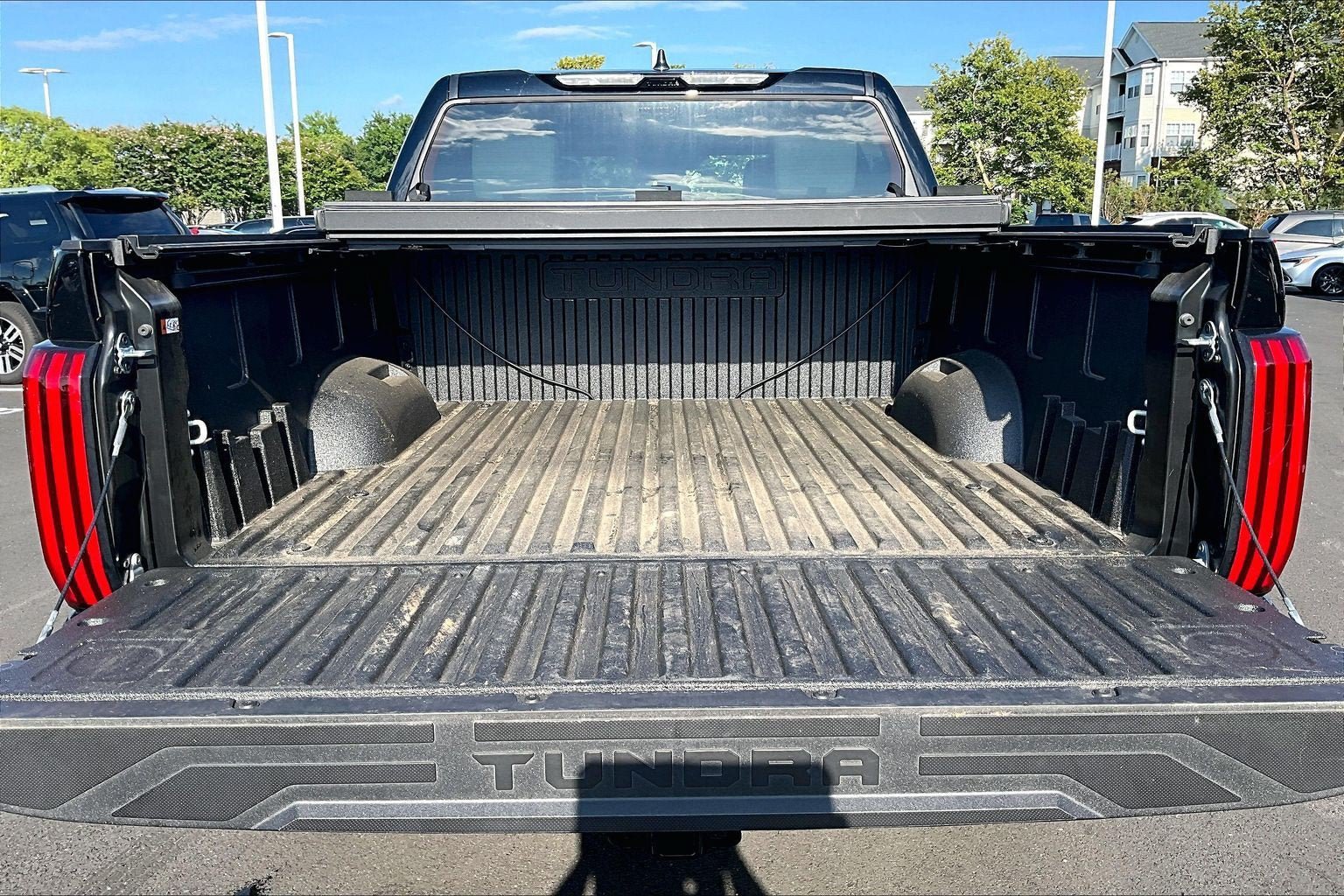 Used 2026 Toyota Tundra Limited AWD/4WD image 32
