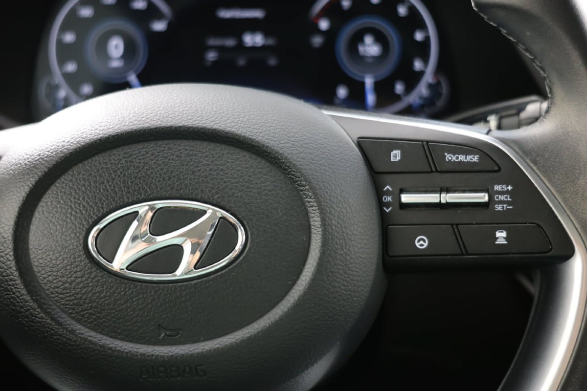 Used 2022 Hyundai Sonata SEL w/ Convenience Package FWD image 28
