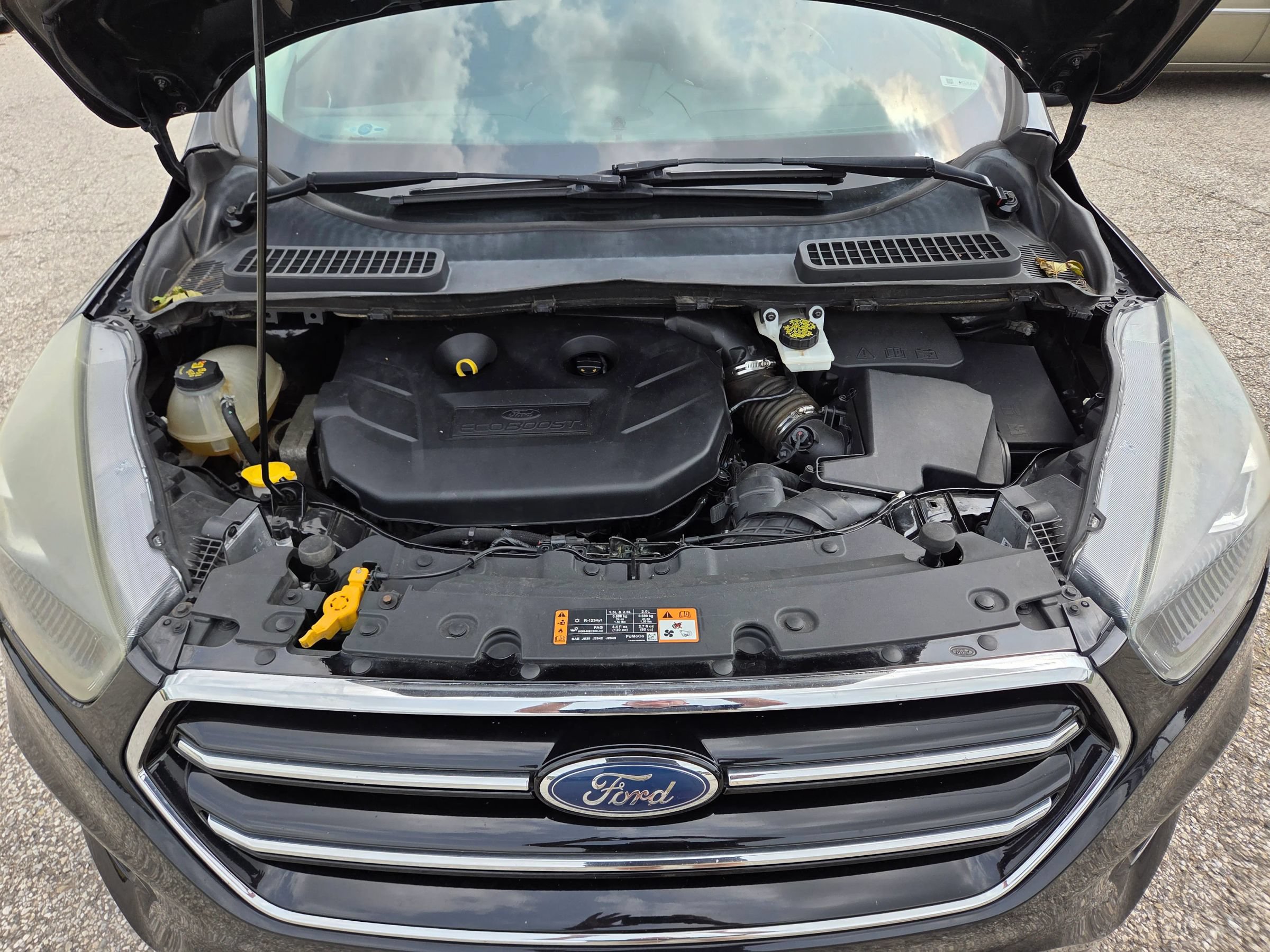 Used 2017 Ford Escape SE w/ Equipment Group 201A FWD image 22