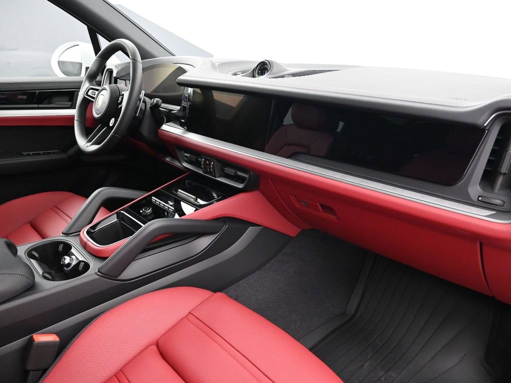 New 2026 Porsche Cayenne S image 14