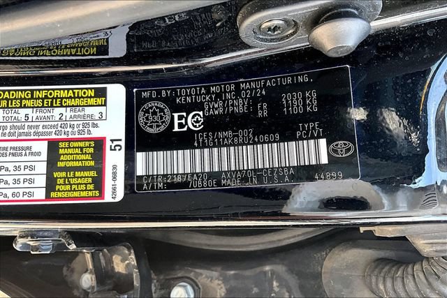 Used 2024 Toyota Camry SE FWD image 19