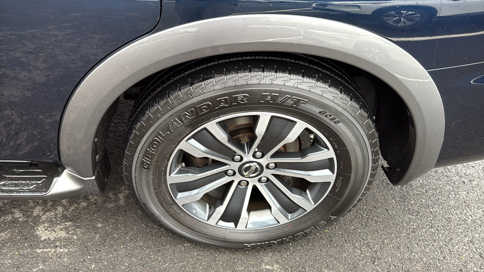 Used 2020 Nissan Armada SL image 21