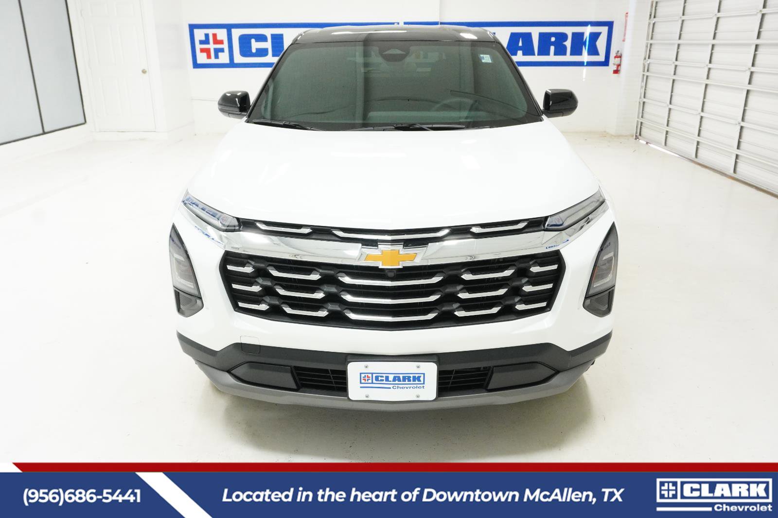New 2026 Chevrolet Equinox LT image 2