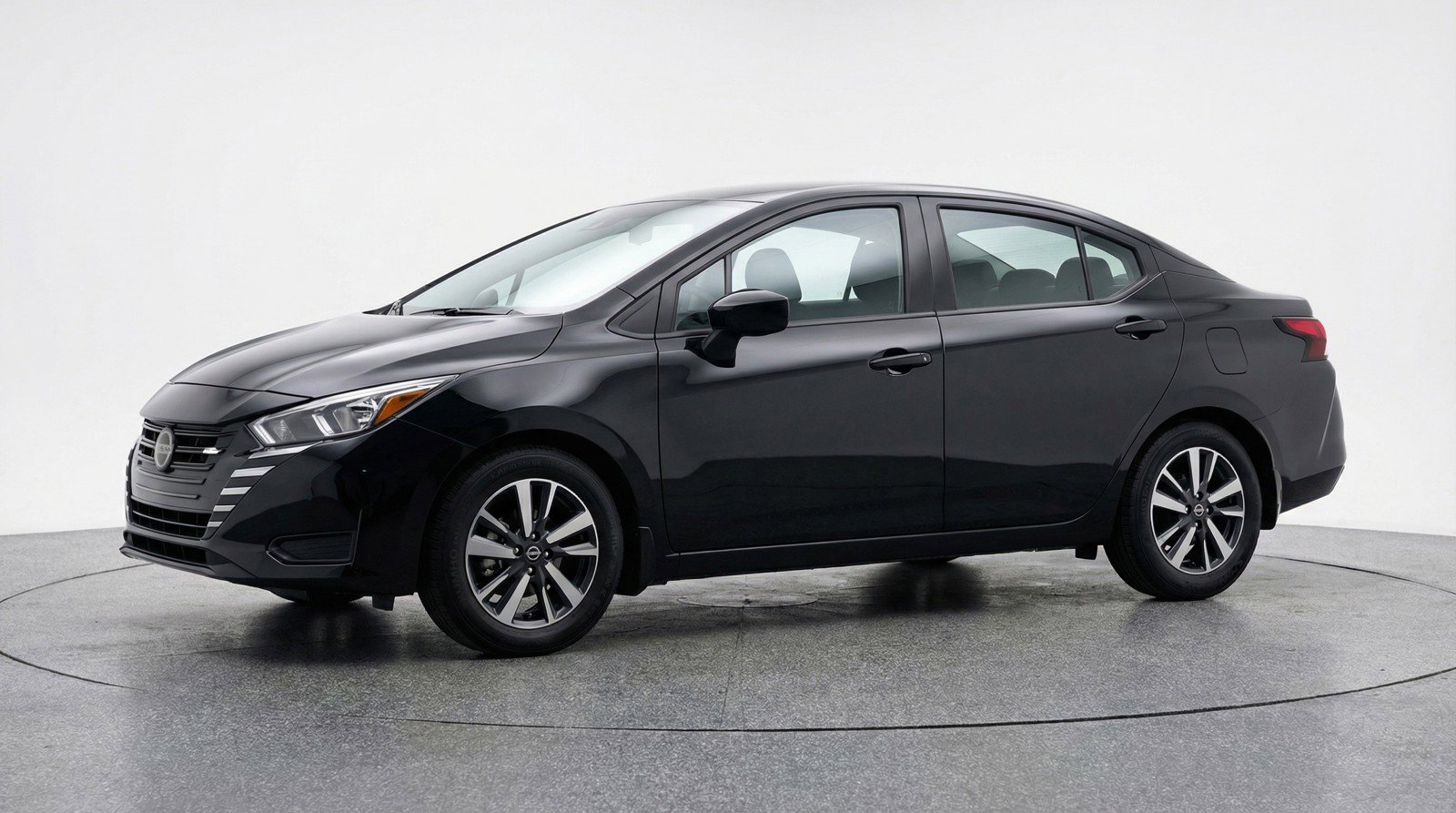 Used 2025 Nissan Versa SV FWD image 2