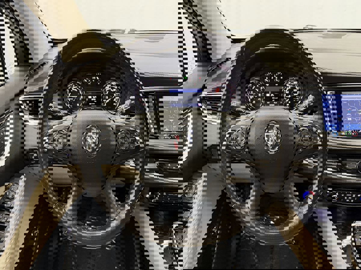 Used 2021 Buick Enclave Essence w/ Experience Buick Package image 9