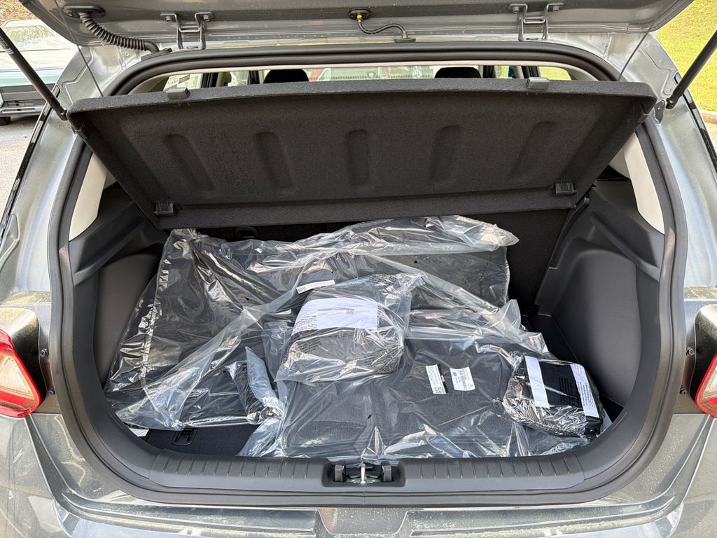 New 2026 Hyundai Venue SE image 18