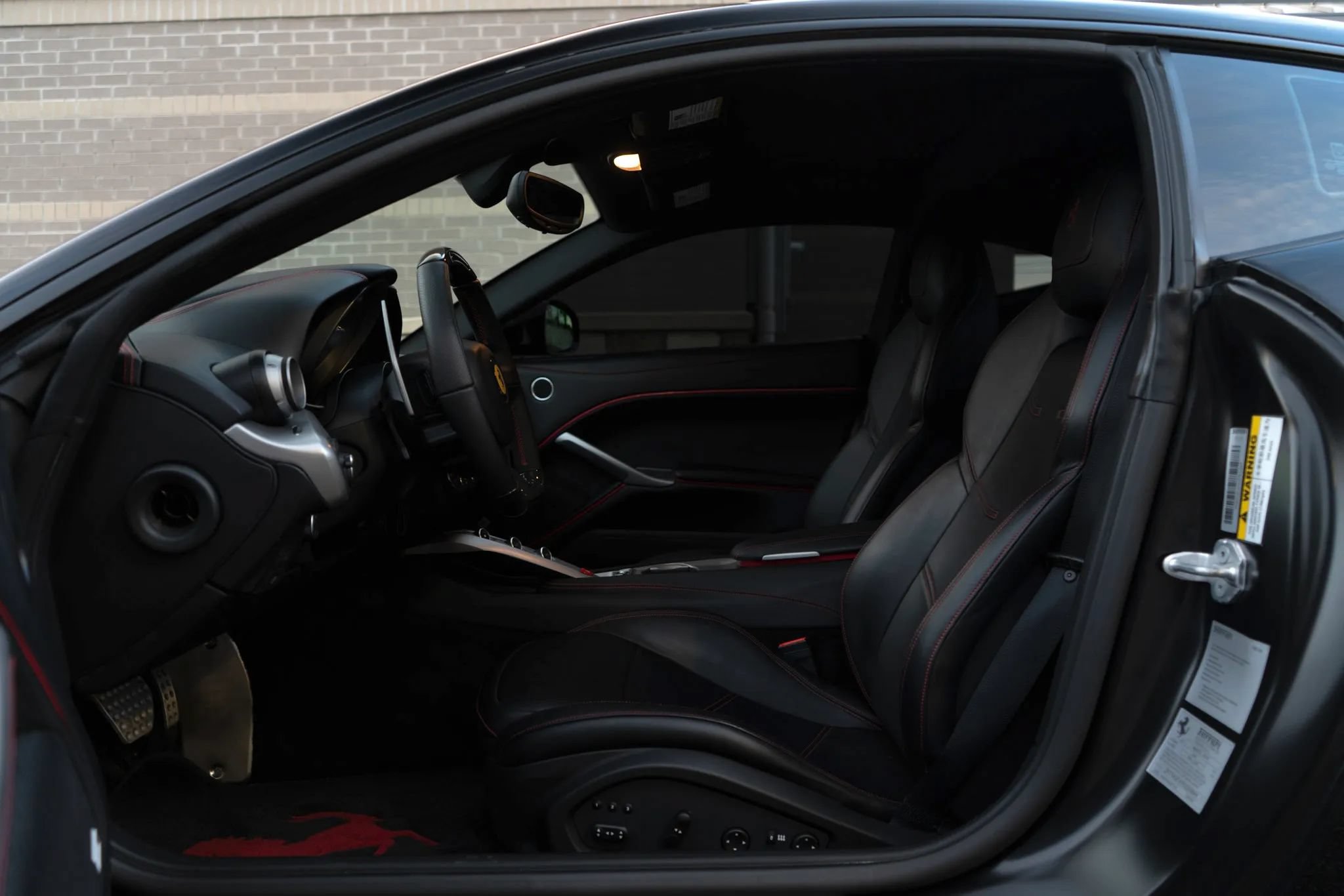 Used 2015 Ferrari F12 Berlinetta RWD image 17