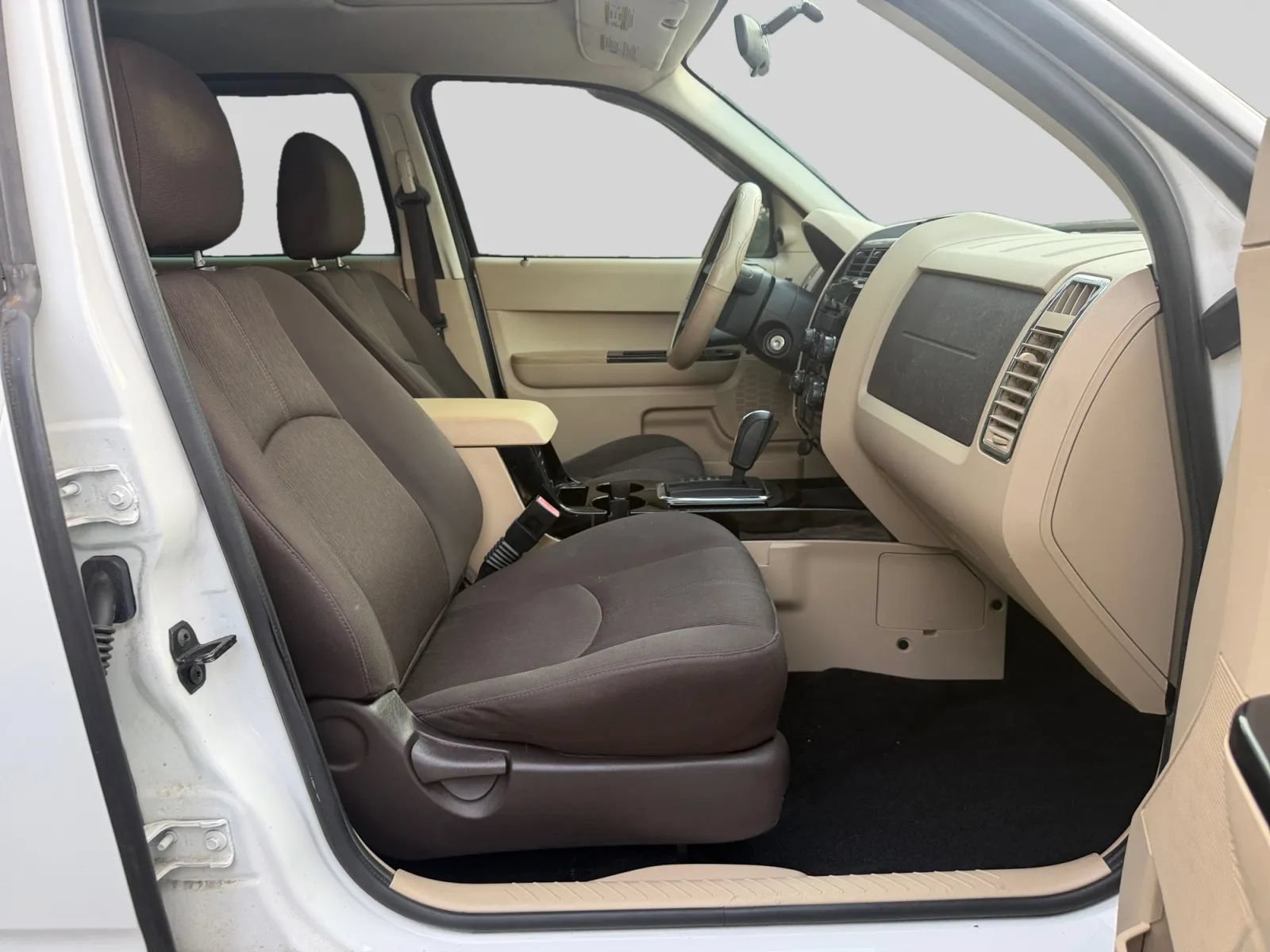 Used 2008 MAZDA Tribute i Sport FWD image 15