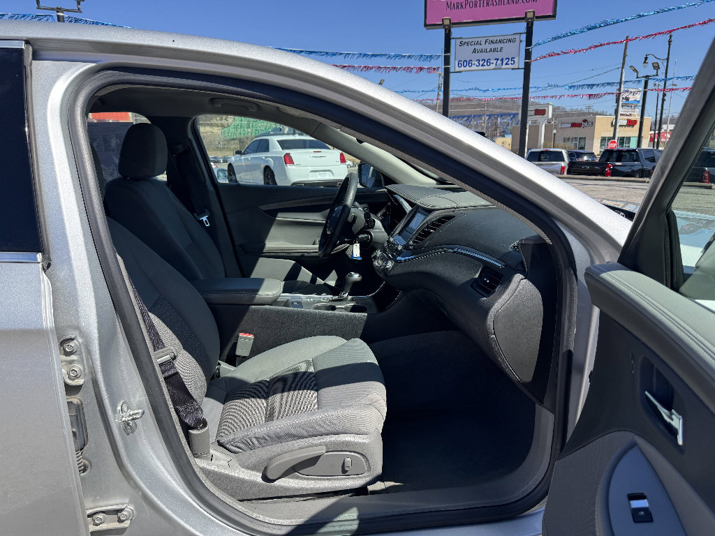 Used 2017 Chevrolet Impala LS image 18