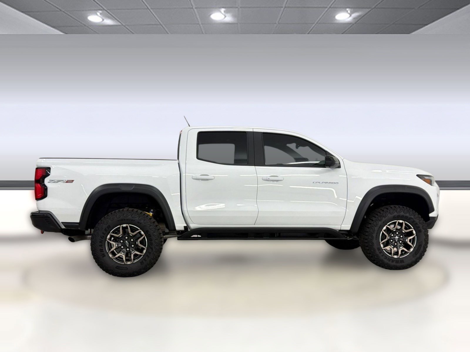Used 2024 Chevrolet Colorado ZR2 w/ ZR2 Convenience Package III image 8