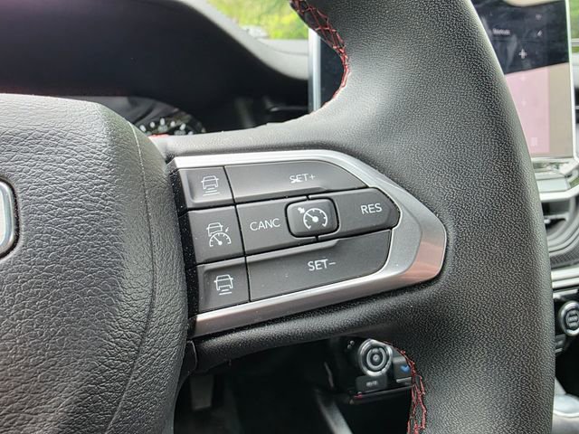 Used 2024 Jeep Compass Trailhawk image 25