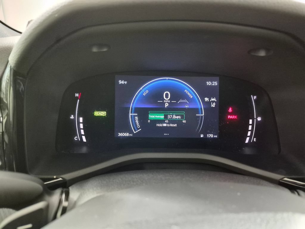 Used 2025 Toyota Camry SE w/ Convenience Package FWD image 16