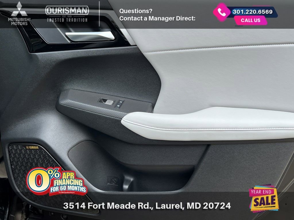 New 2025 Mitsubishi Outlander SE image 10