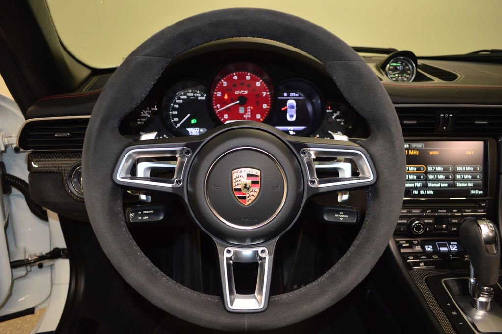Used 2016 Porsche 911 Targa 4 GTS AWD/4WD image 17