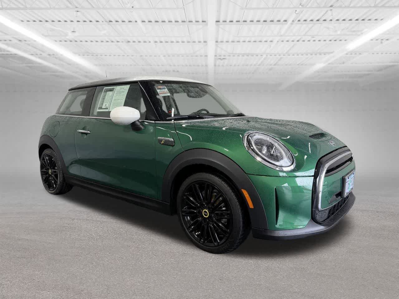 Certified 2024 MINI Cooper SE image 7