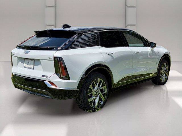 New 2027 Cadillac Optiq Luxury AWD/4WD image 5