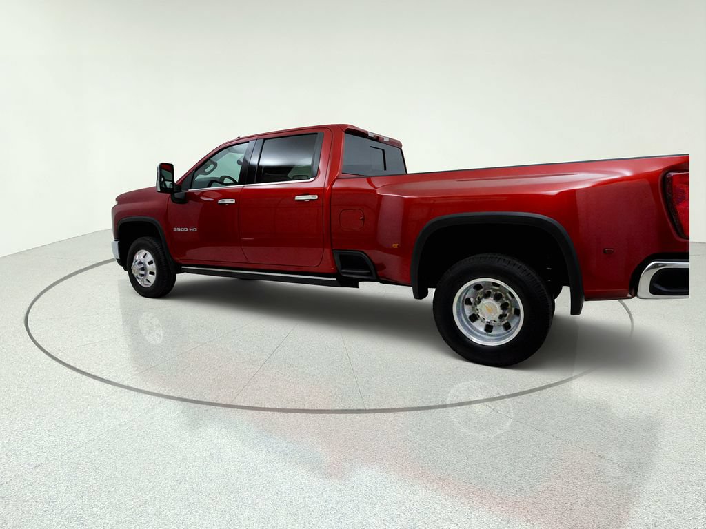 Used 2025 Chevrolet Silverado 3500 LTZ w/ LTZ Plus Package AWD/4WD image 4
