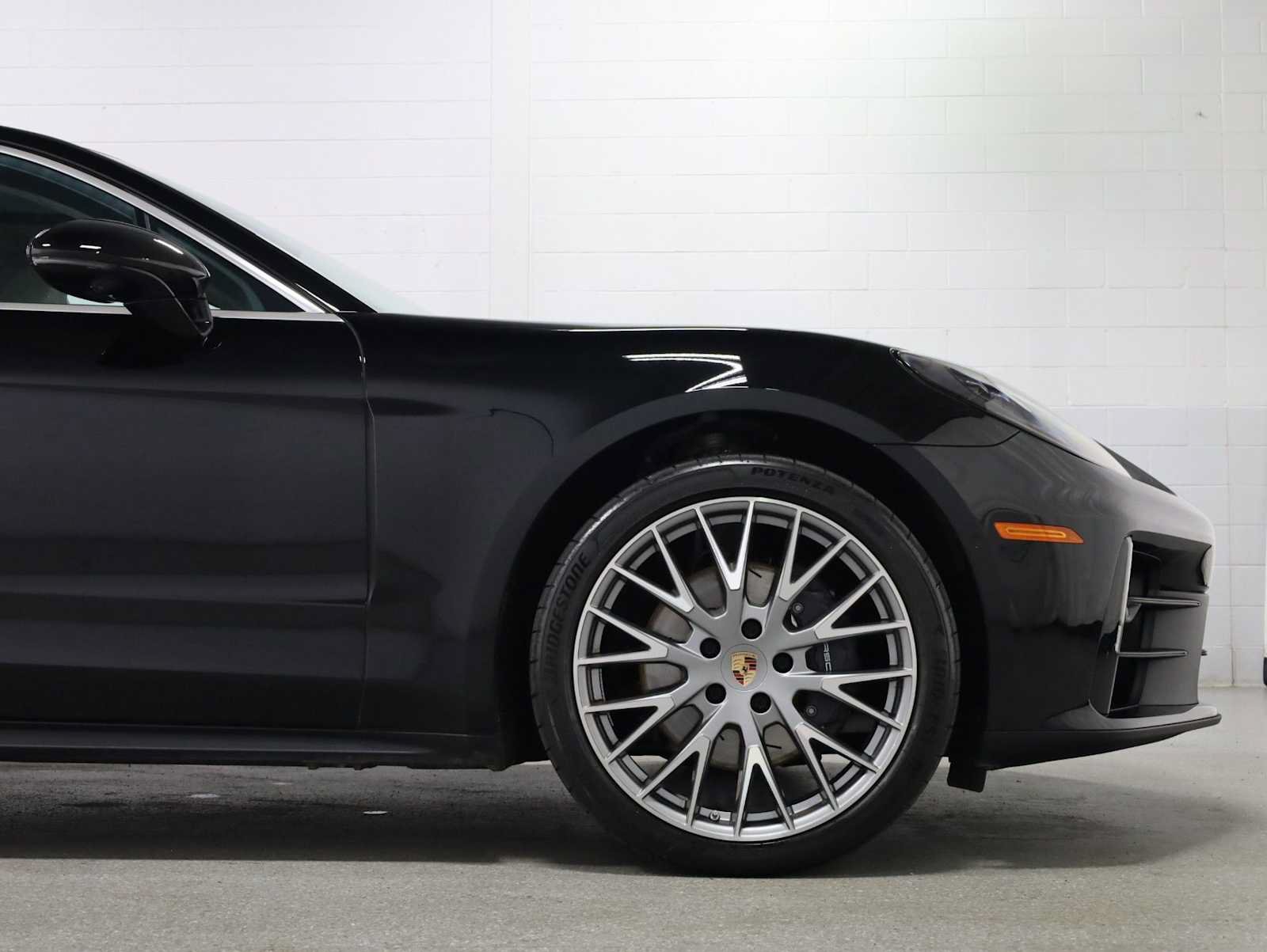 Certified 2026 Porsche Panamera RWD image 11
