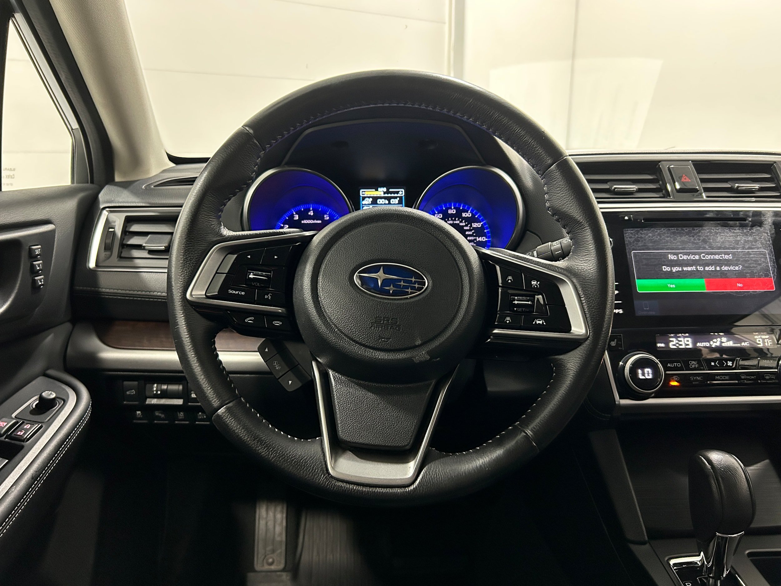 Used 2019 Subaru Outback 3.6R Limited AWD/4WD image 12