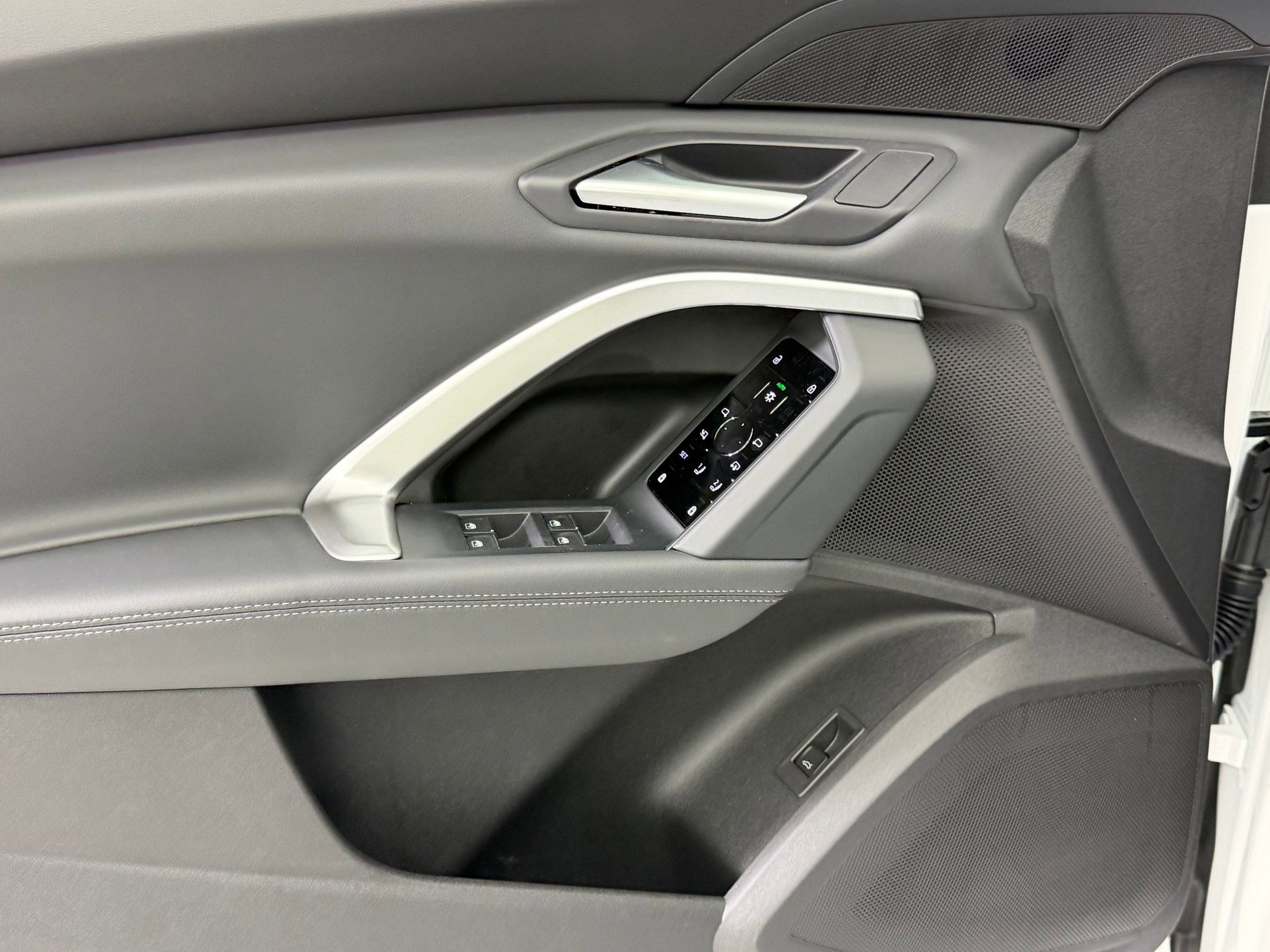 New 2026 Audi Q5 Premium image 14