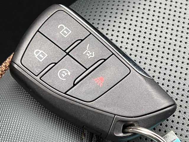 Used 2024 GMC Acadia AT4 w/ Luxury Package image 34