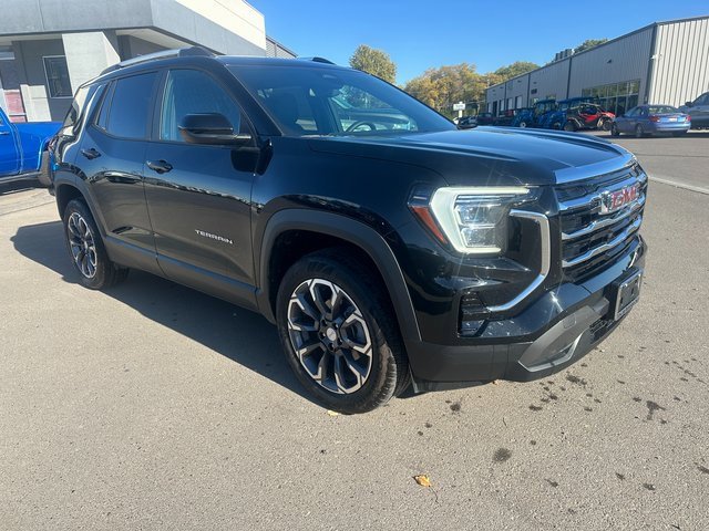 New 2025 GMC Terrain Elevation w/ Elevation Premium Package