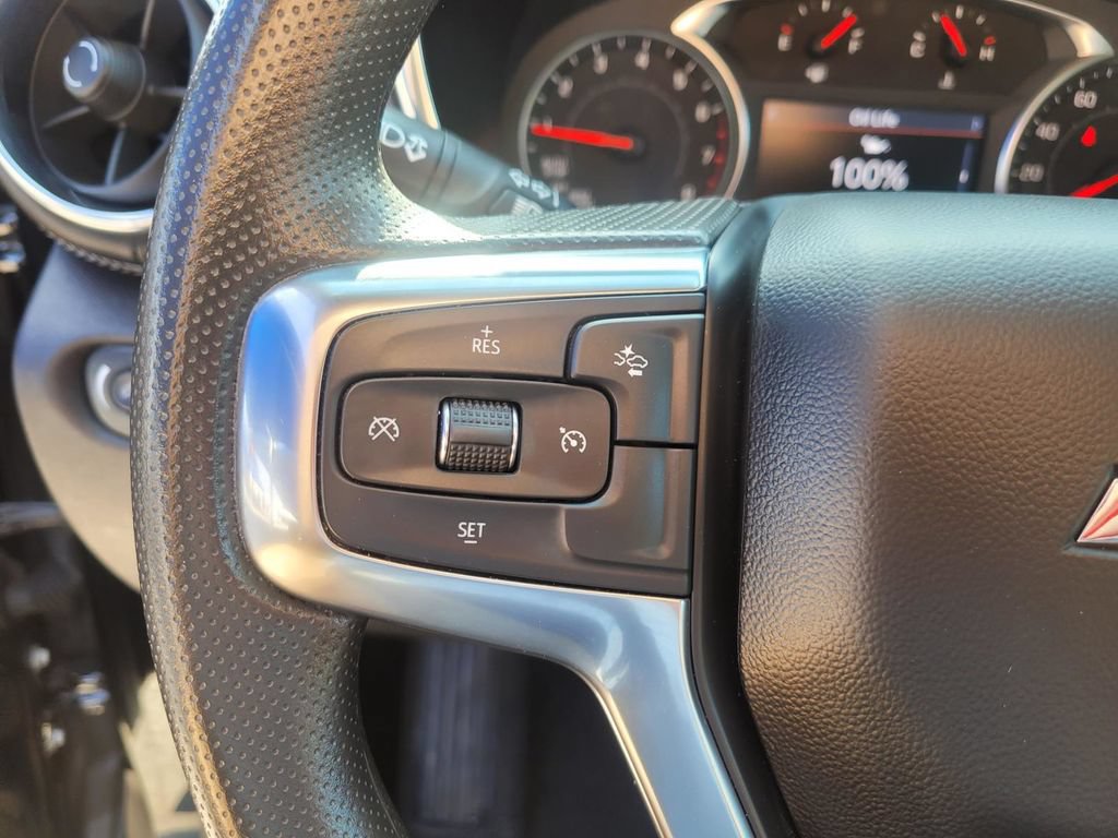 Used 2025 Chevrolet Blazer LT AWD/4WD image 27