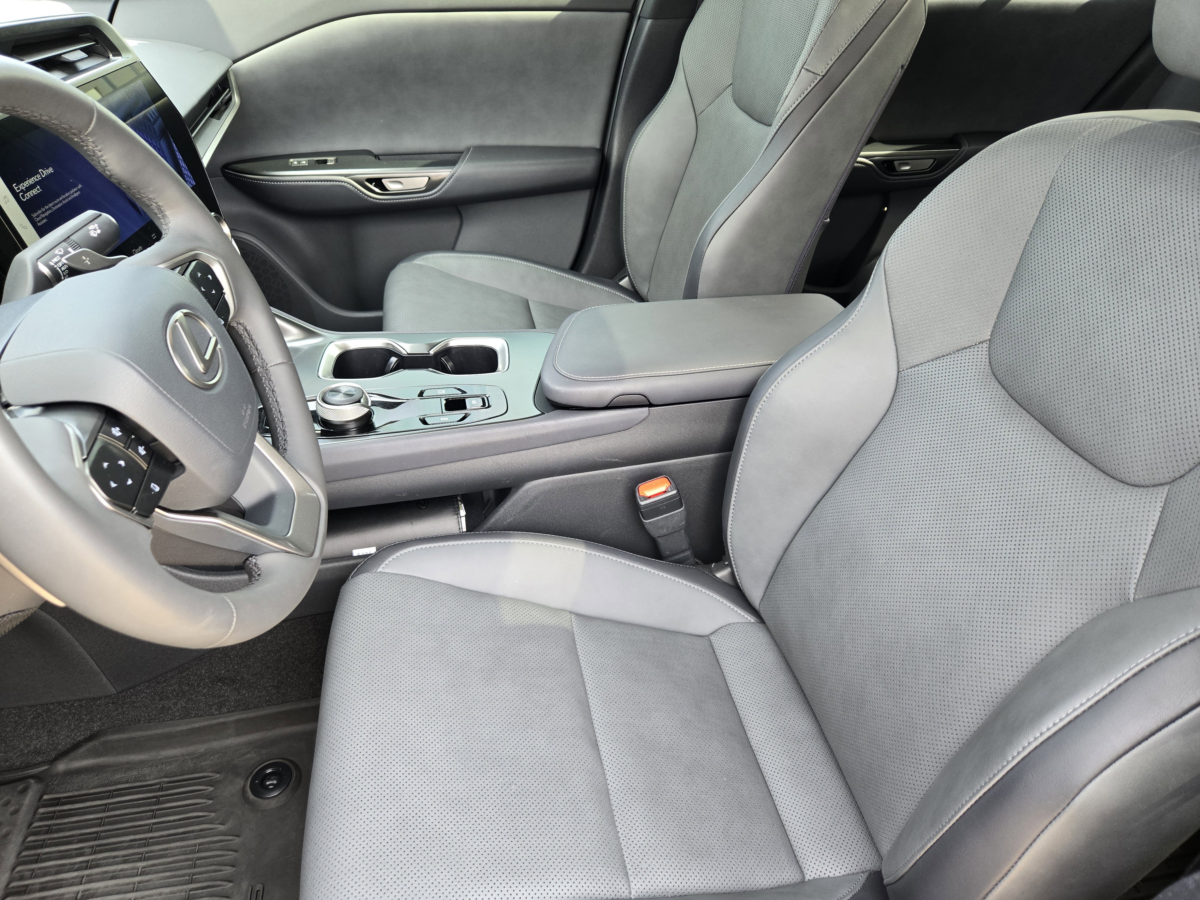 Used 2023 Lexus RZ 450e Premium w/ Technology Package image 21